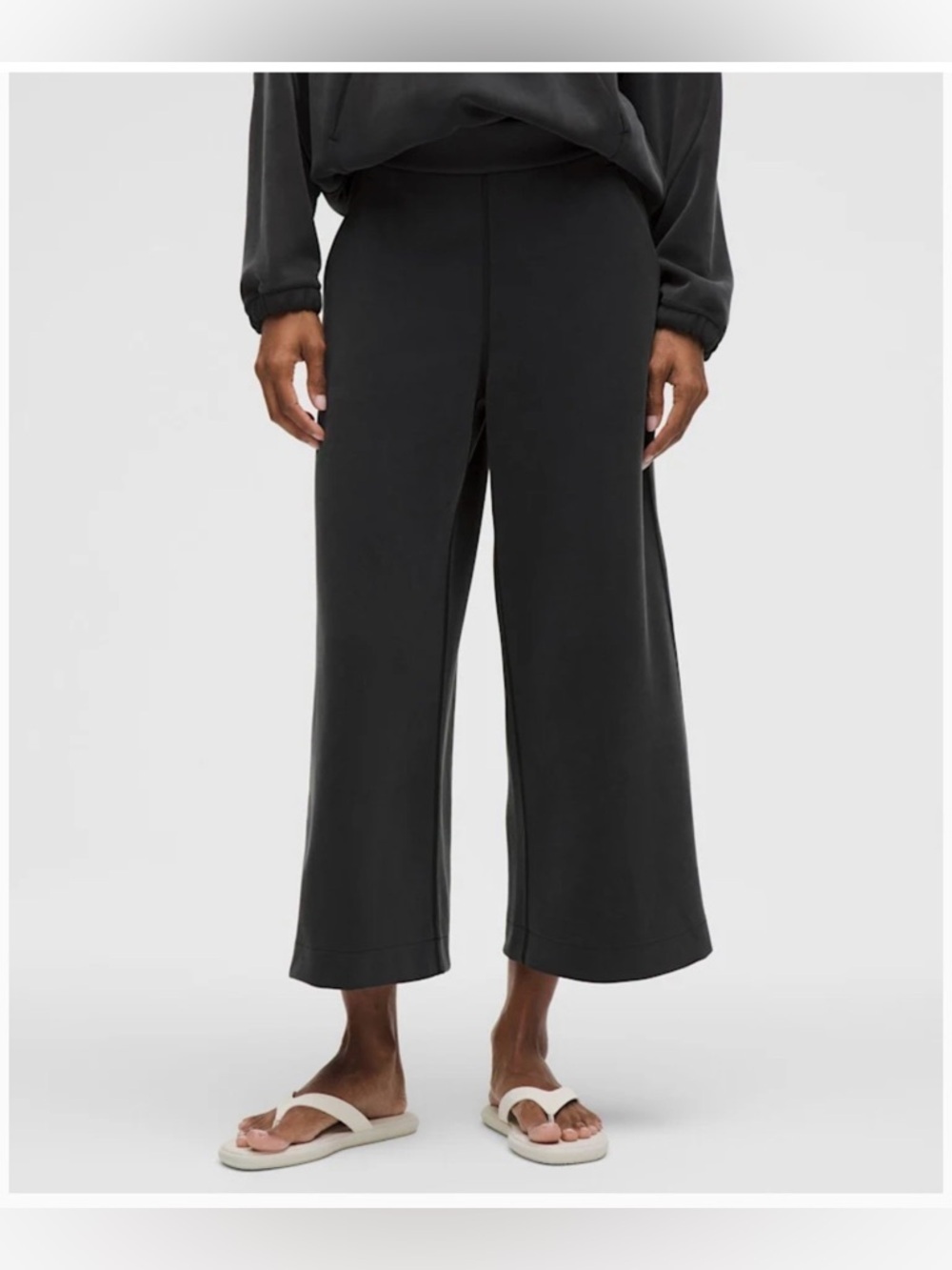 Lululemon Softstreme Black High-Rise Wide-Leg Cropped Pants Size 12
